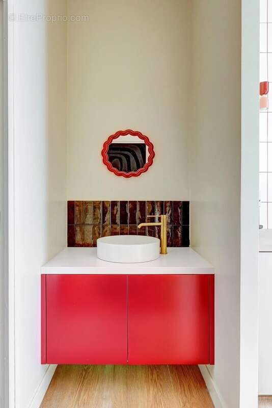 Appartement à PARIS-8E