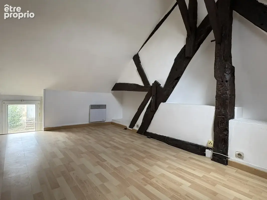 Maison de ville dans un bourg tous commerces - photo 7