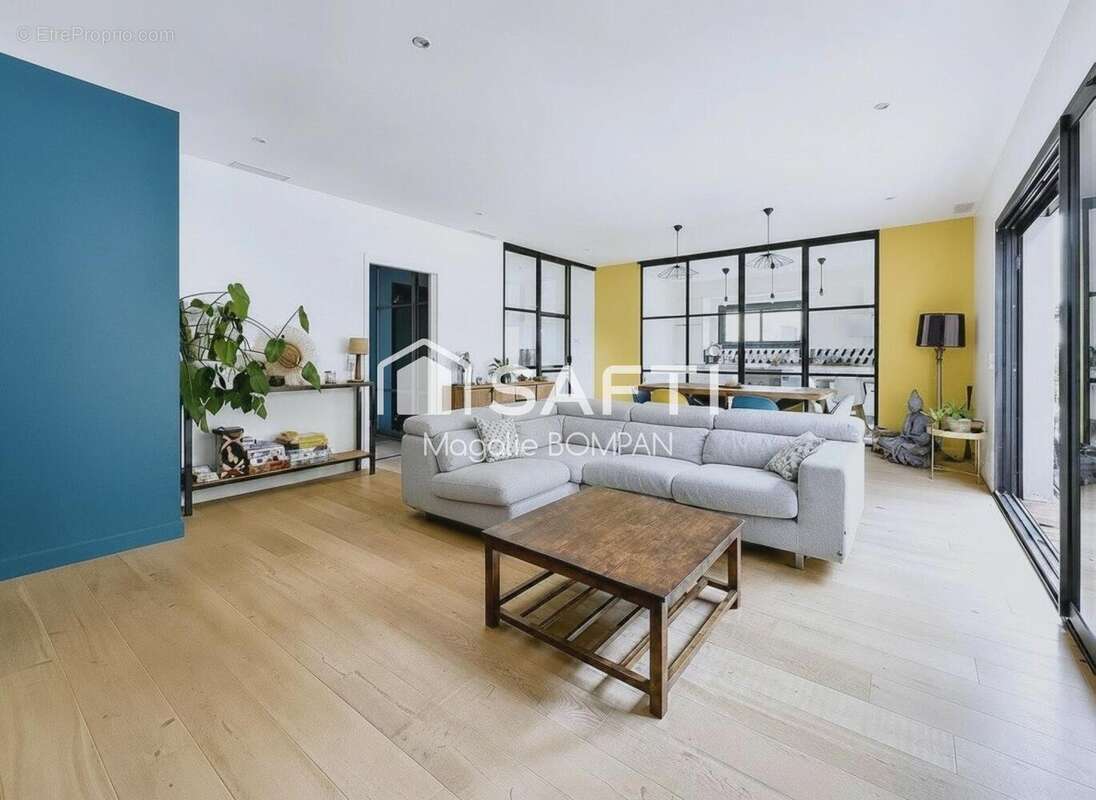 Maison 150 m² à Saint-Aubin-De-Medoc  - photo 4