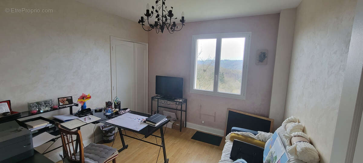 Maison à AUBAZINES