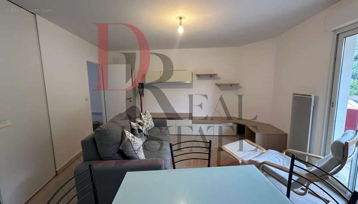 Appartement à MENTON