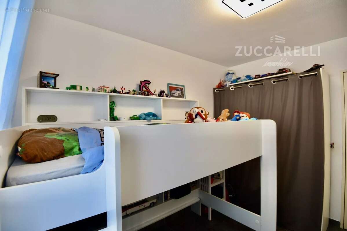 Appartement à SAINT-MARTIN-DU-VAR