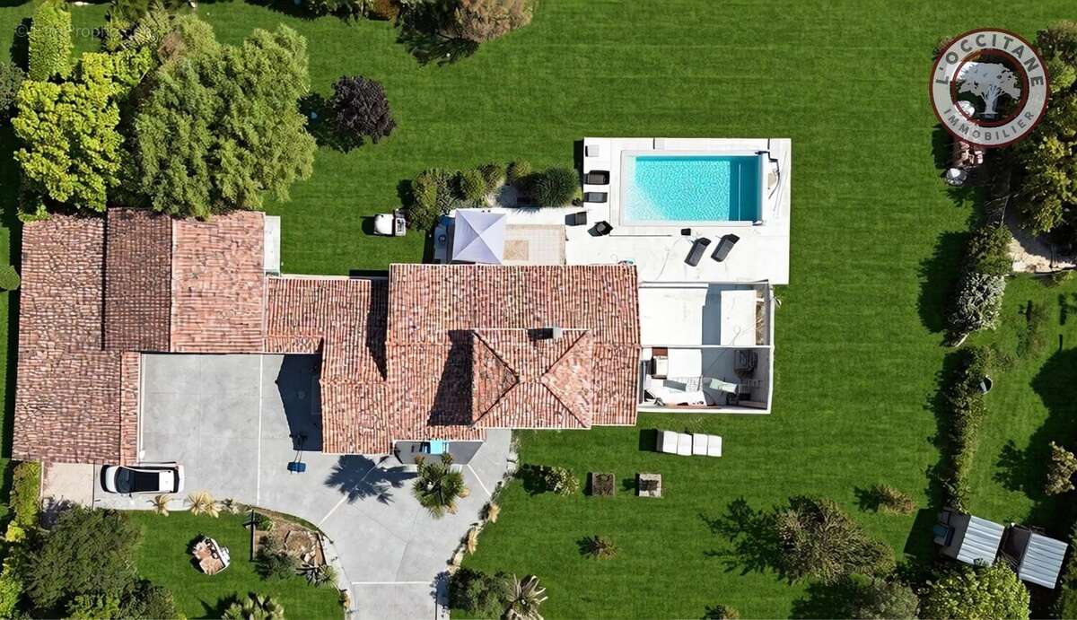 Maison T5/T6 avec piscine - photo 2