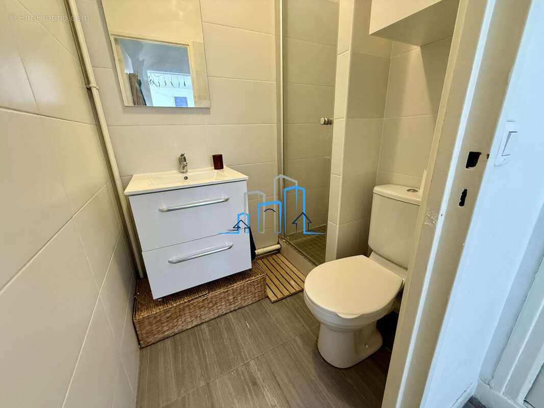 Appartement à PARIS-10E
