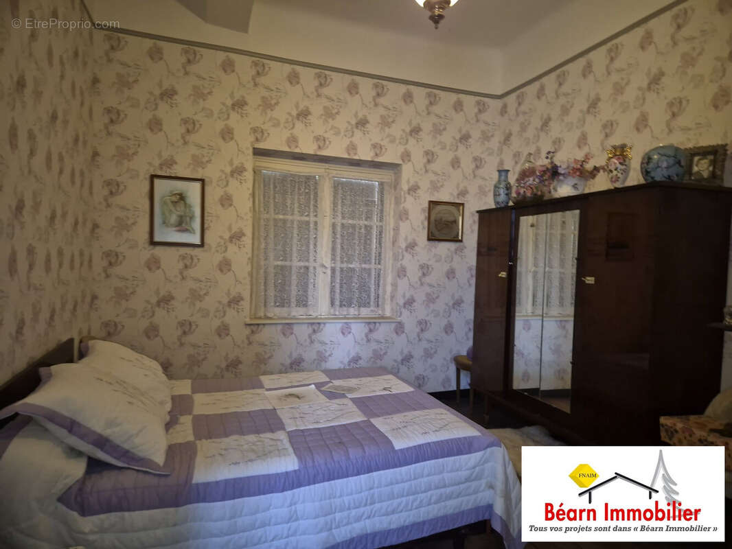 Maison à CASTAGNEDE