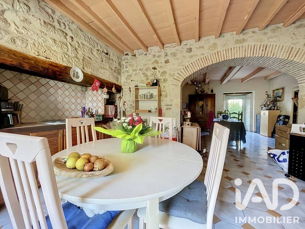 Photo 1 - Maison à LA SAUVETAT-DE-SAVERES