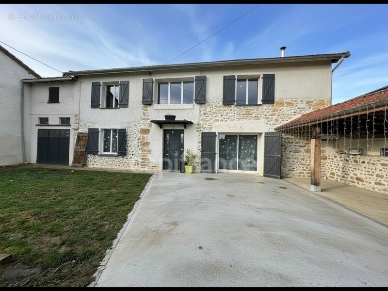 Maison à FRANQUEVIELLE