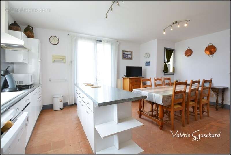 Maison à MOULIN-NEUF