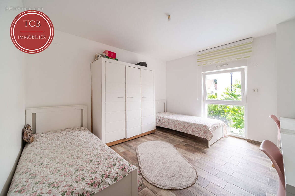 Maison  6 pièce(s) 196 m² Thann - photo 8