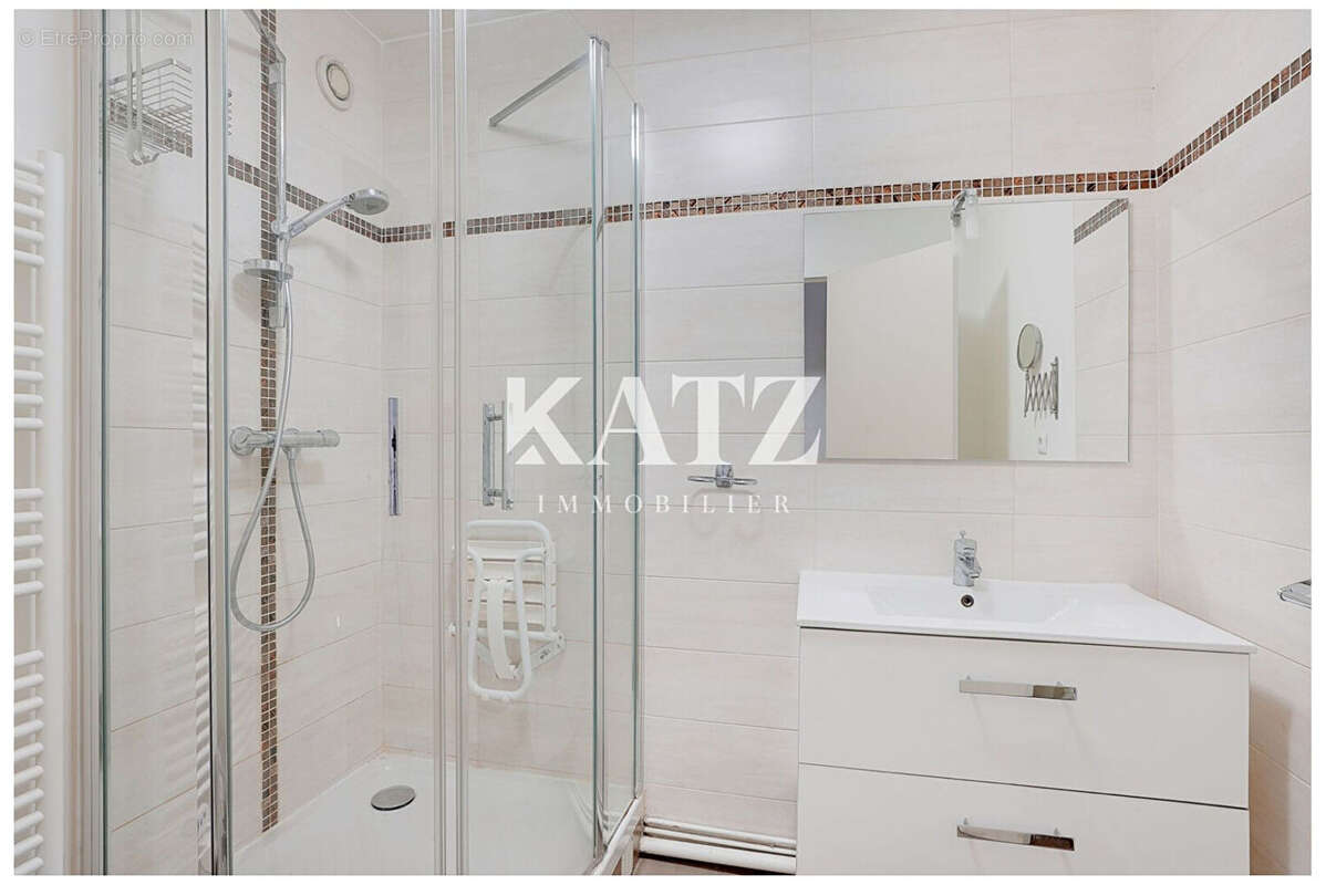 Appartement à GARCHES