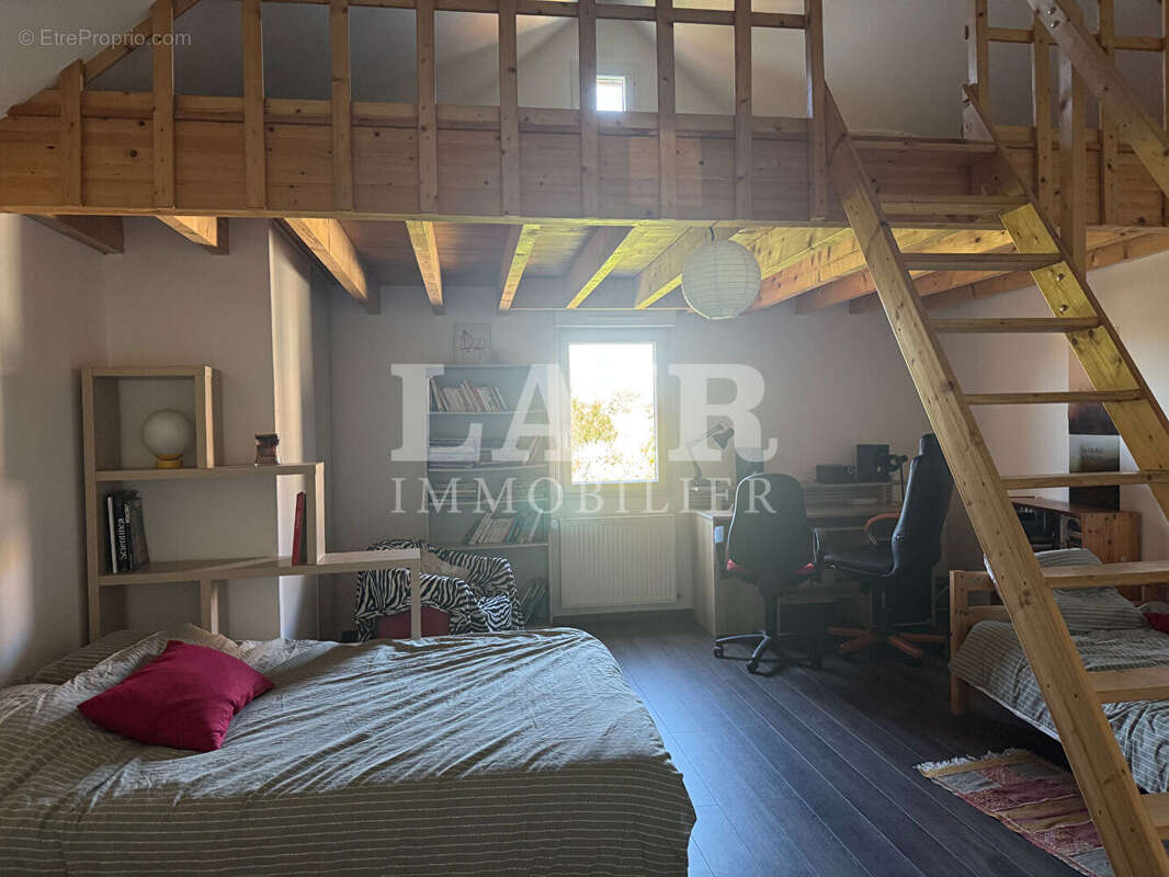 Maison de ville de 175 m² à Alençon - Réf. 13899 - photo 7