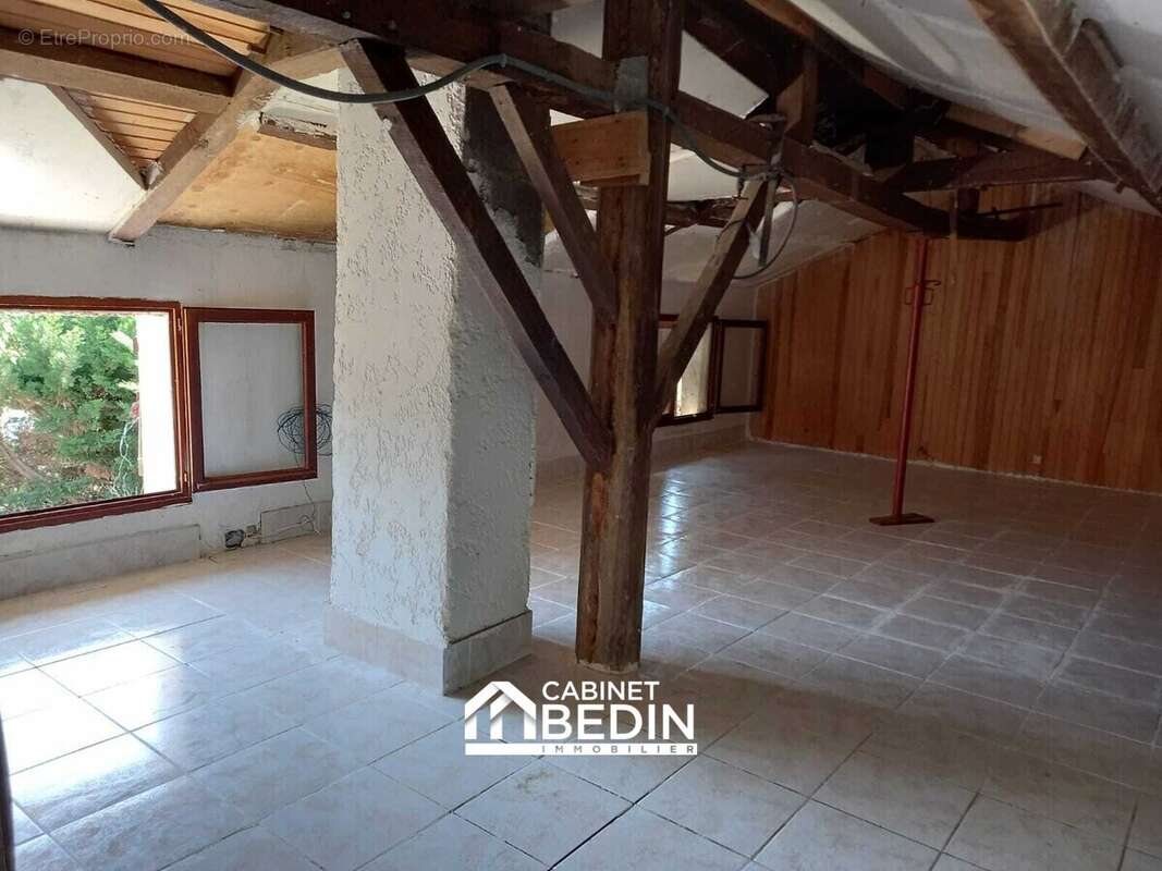 Maison à SAINTE-EULALIE-EN-BORN