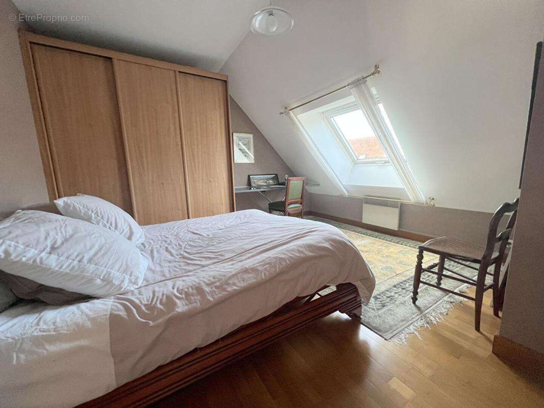 Maison à COULAINES