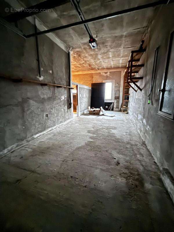 Maison à VILLEMOUSTAUSSOU