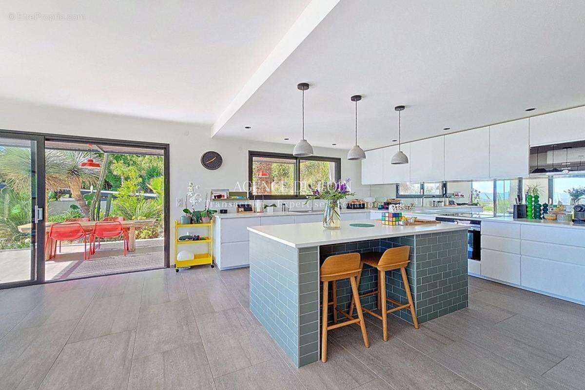 Maison à DRAGUIGNAN