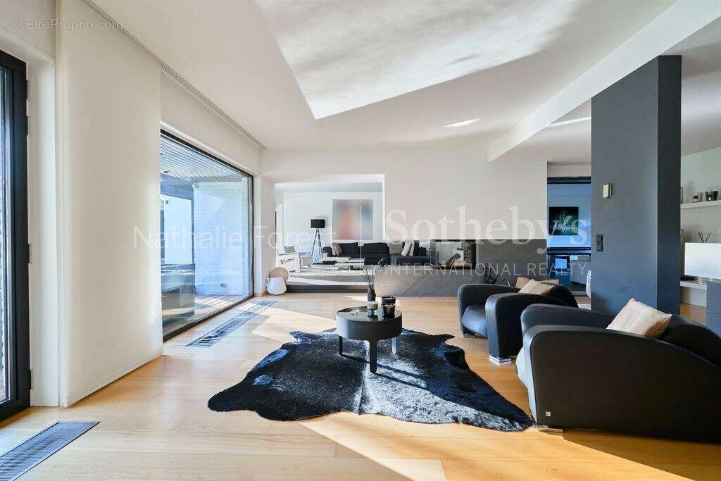 Rare villa d’exception à Croix, en fond d’allée privée avec piscine - photo 2