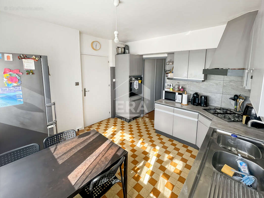 Appartement à MARSEILLE-15E