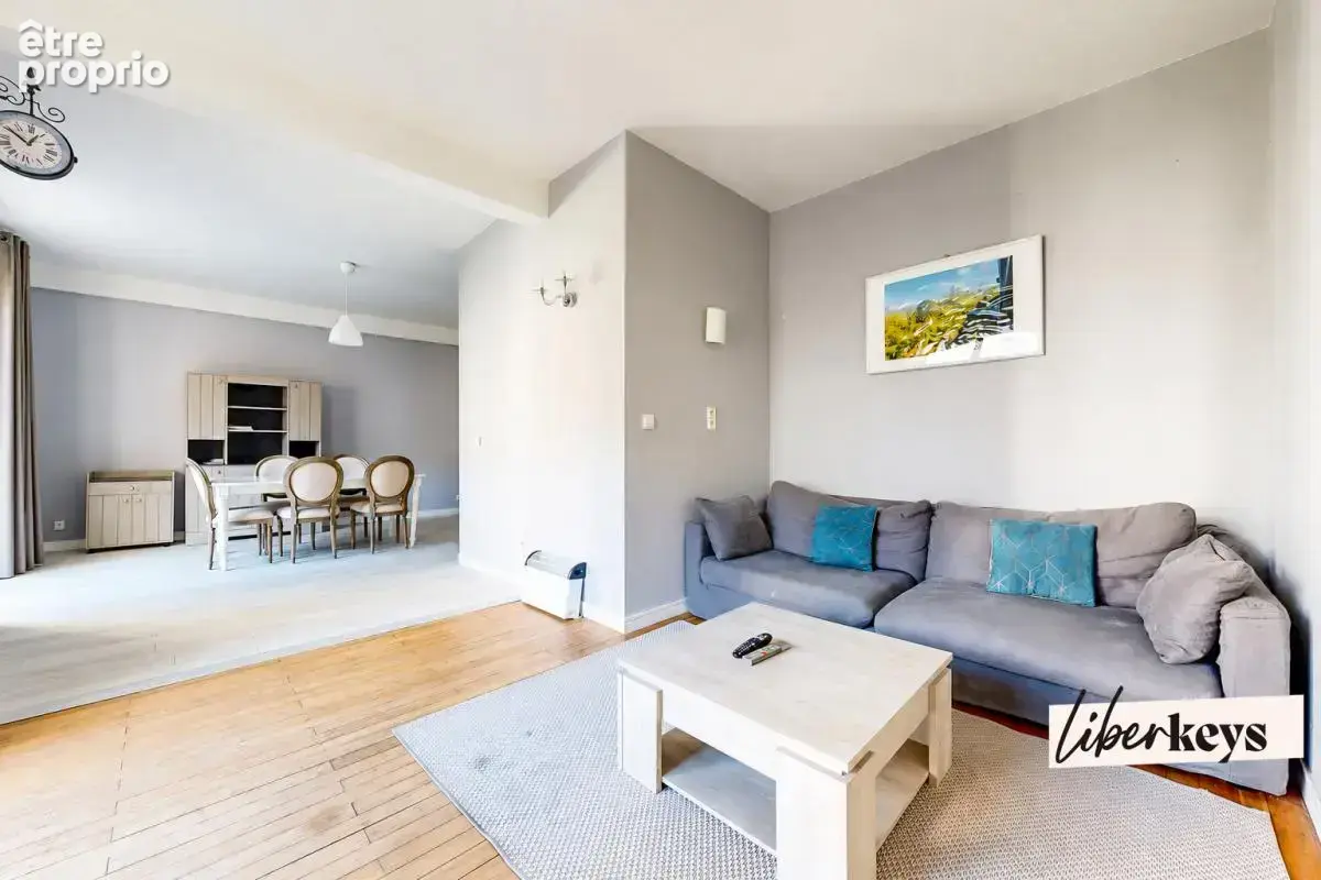 Nantes centre – 85 m², séjour de 32 m², extérieur et garage - photo 1