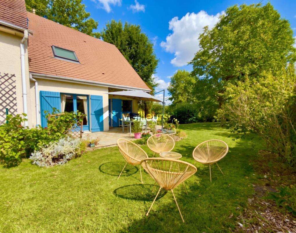 Maison d’architecte familiale – 7 pièces, 5 chambres – Terrain de 1 500 m² – Auffargis - photo 10