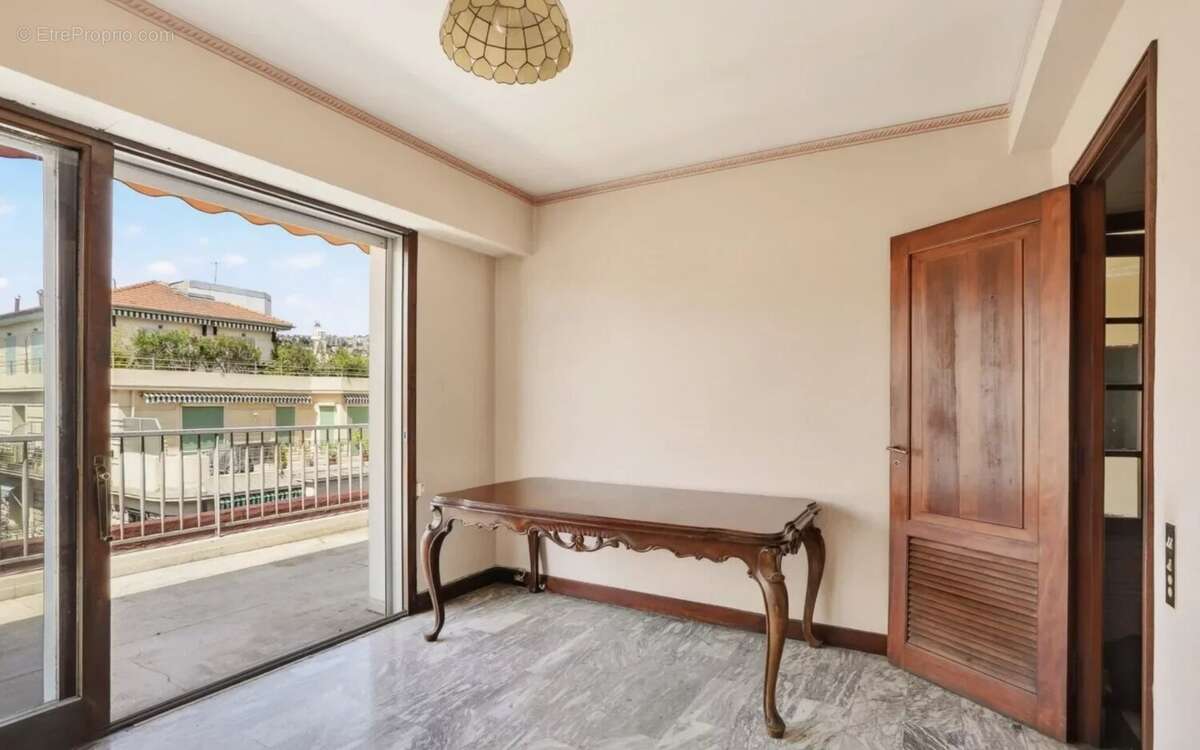 Appartement à NICE