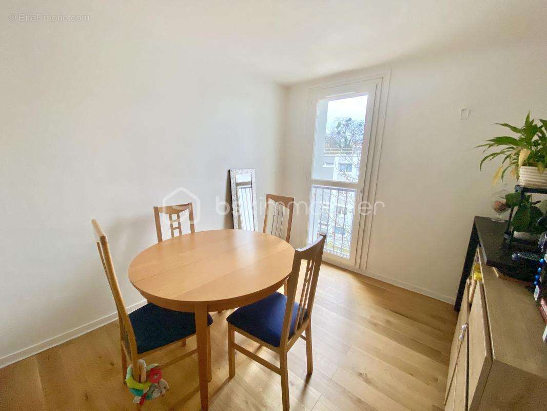 Magnifique appartement 4 pièces de 72 m² refait à neuf et ensoleillé - photo 4