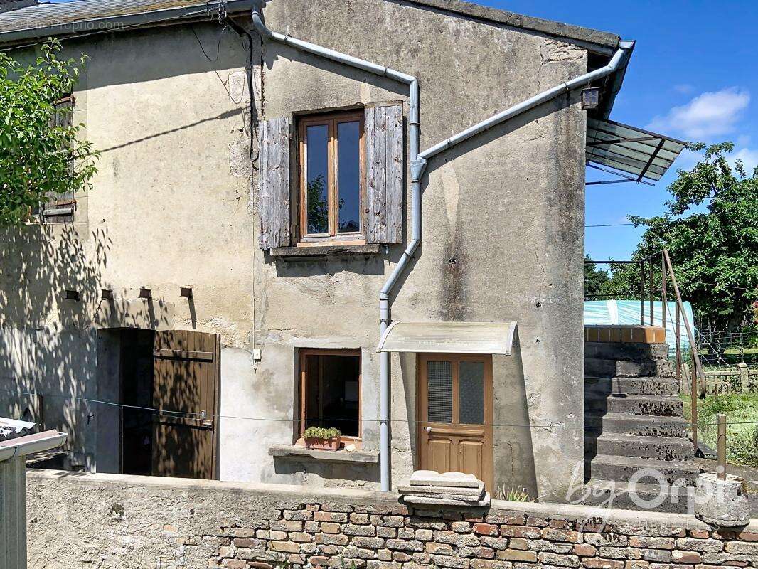 Maison à SAINT-ELOY-LES-MINES