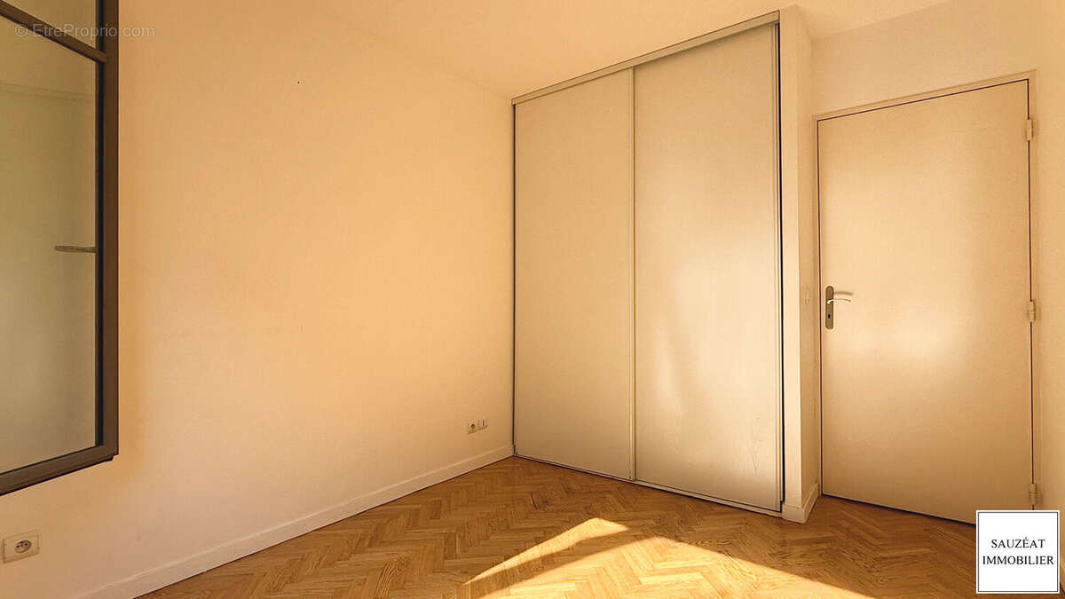 Appartement à MONTROUGE