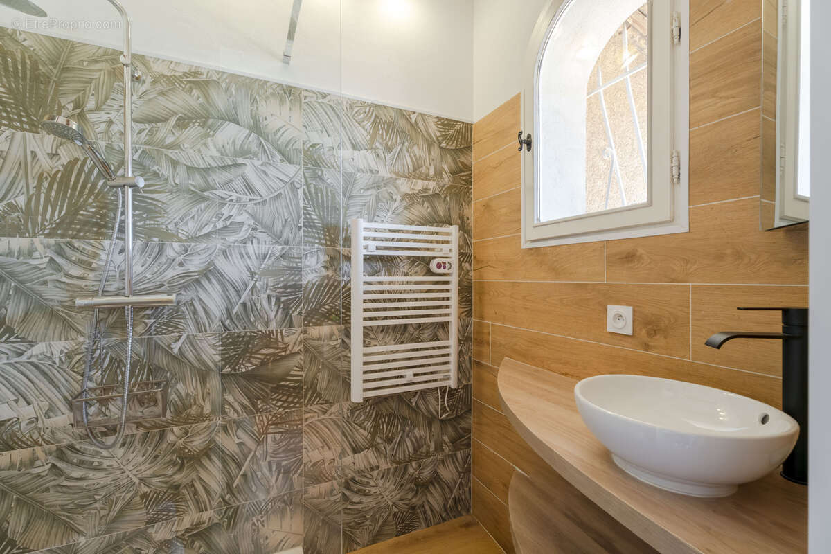 Maison à CARQUEIRANNE