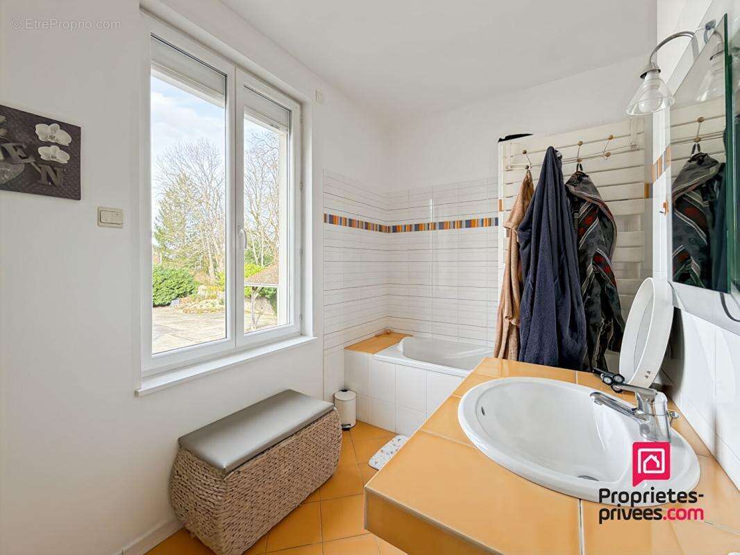Propriété  avallon centre - photo 7