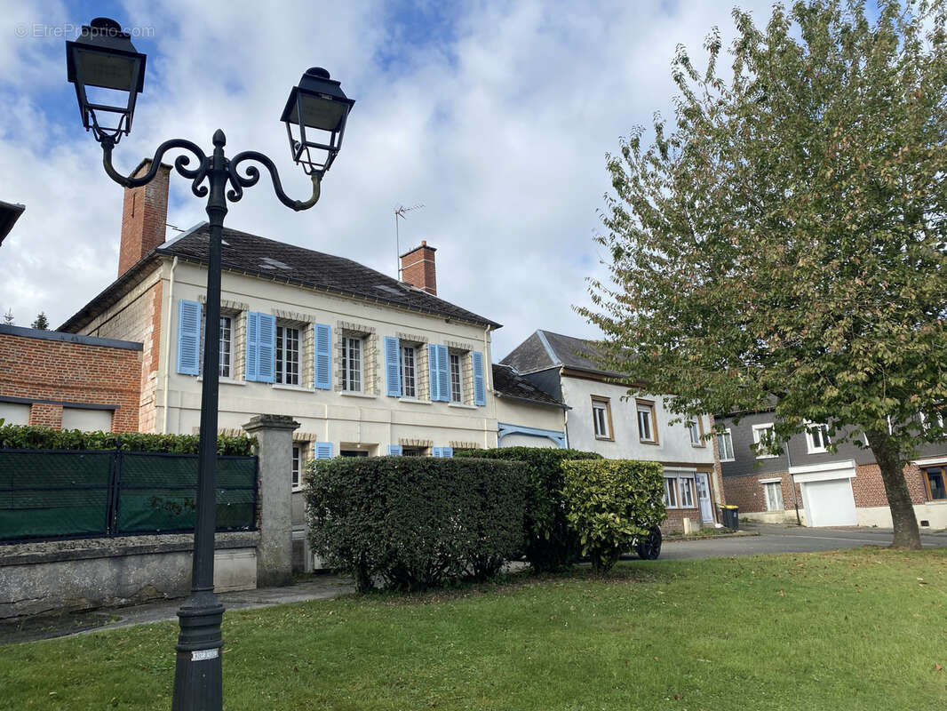 Maison à LIOMER