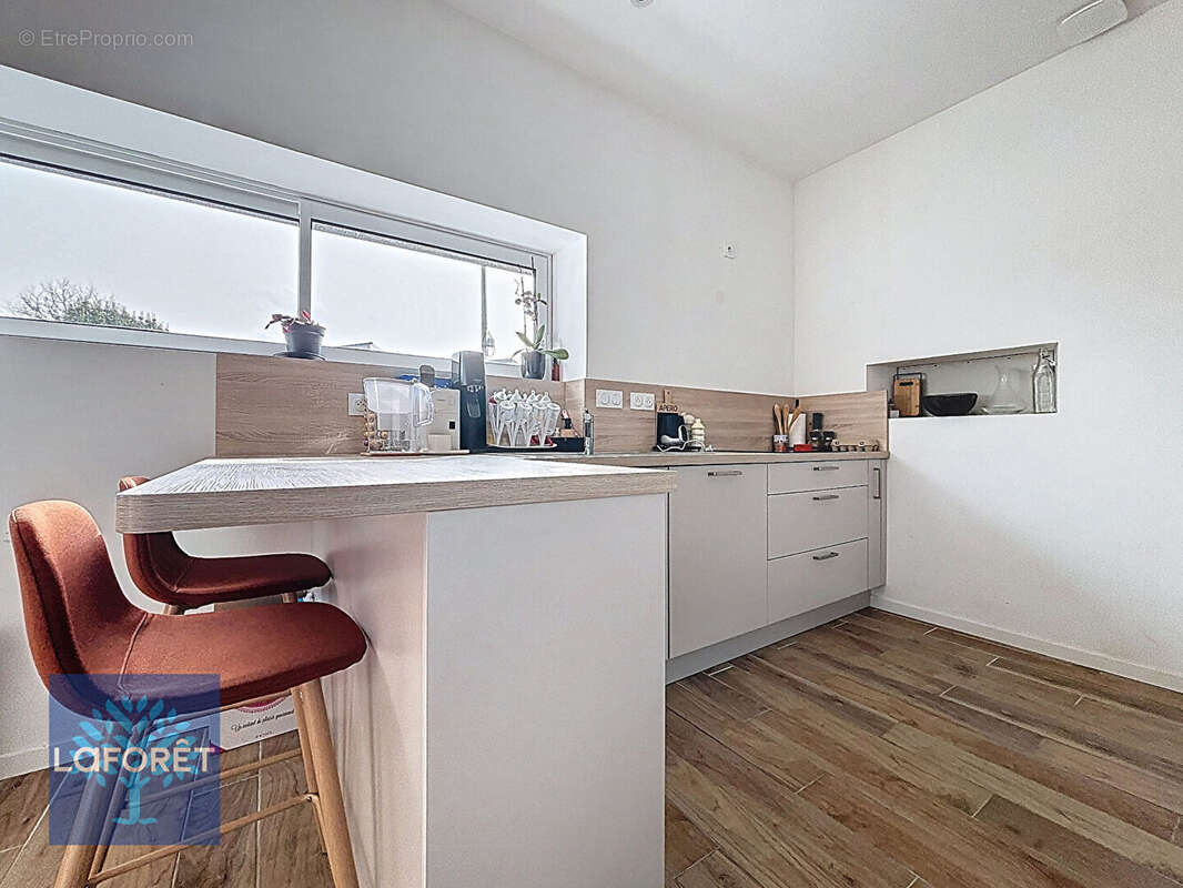 Maison à LOUVIGNE-DU-DESERT