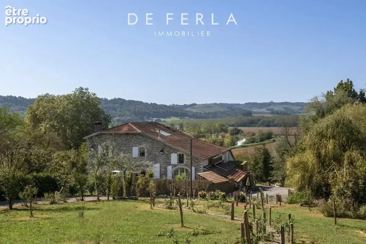 Propriété d’exception – 770 m², gîte 5 étoiles et 6,5 hectares - photo 2