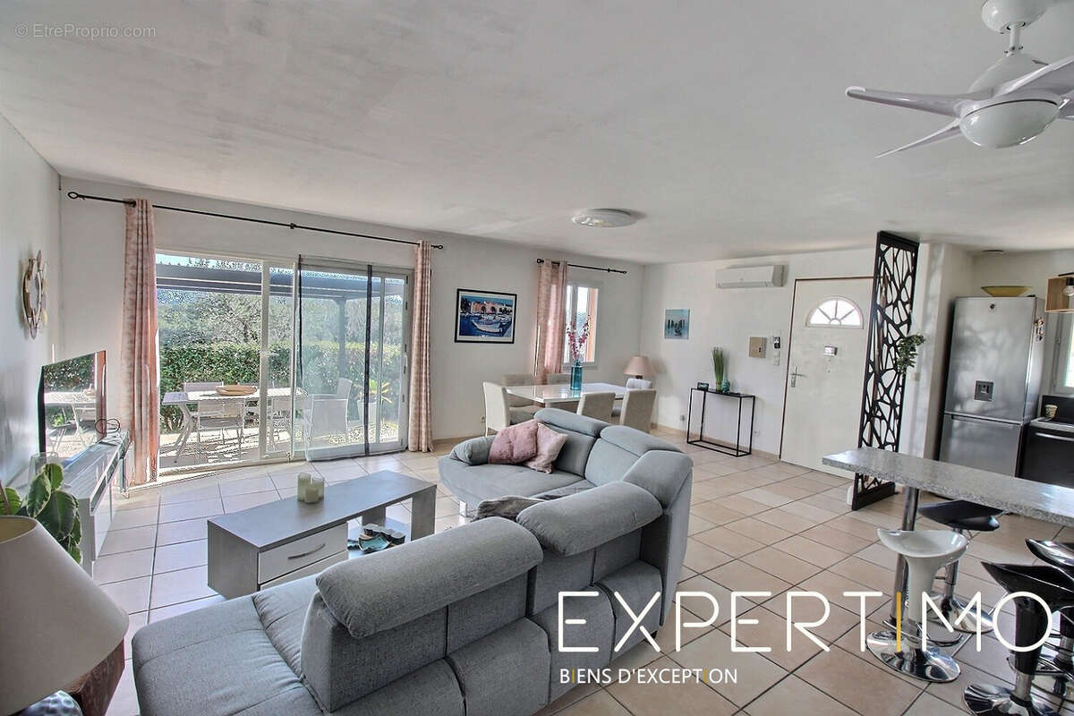 Maison à PUYLOUBIER