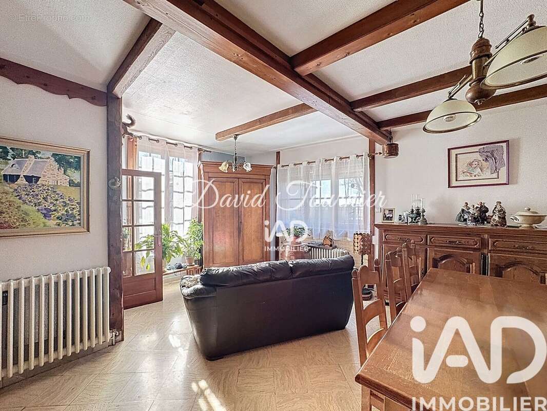 Maison 132 m² à Crepy-En-Valois  - photo 4