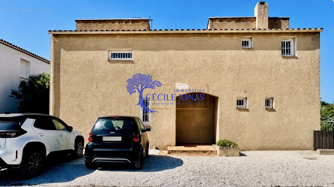 Maison à HYERES