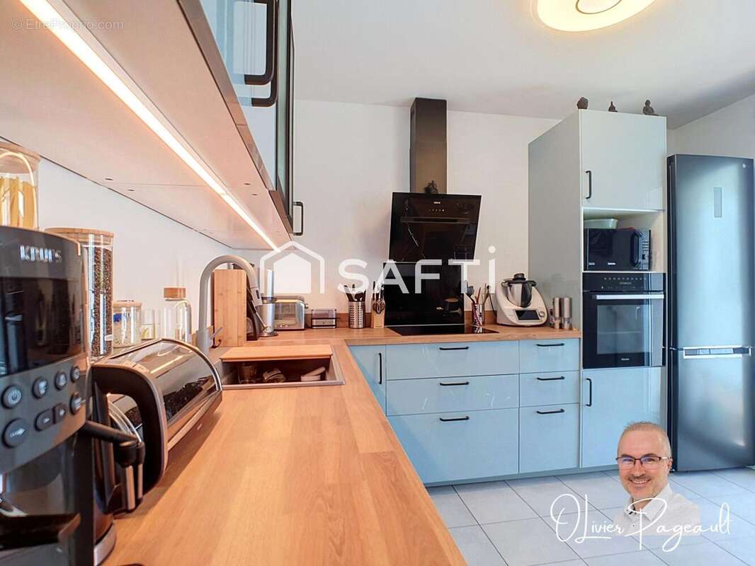 Photo 5 - Appartement à LYON-8E