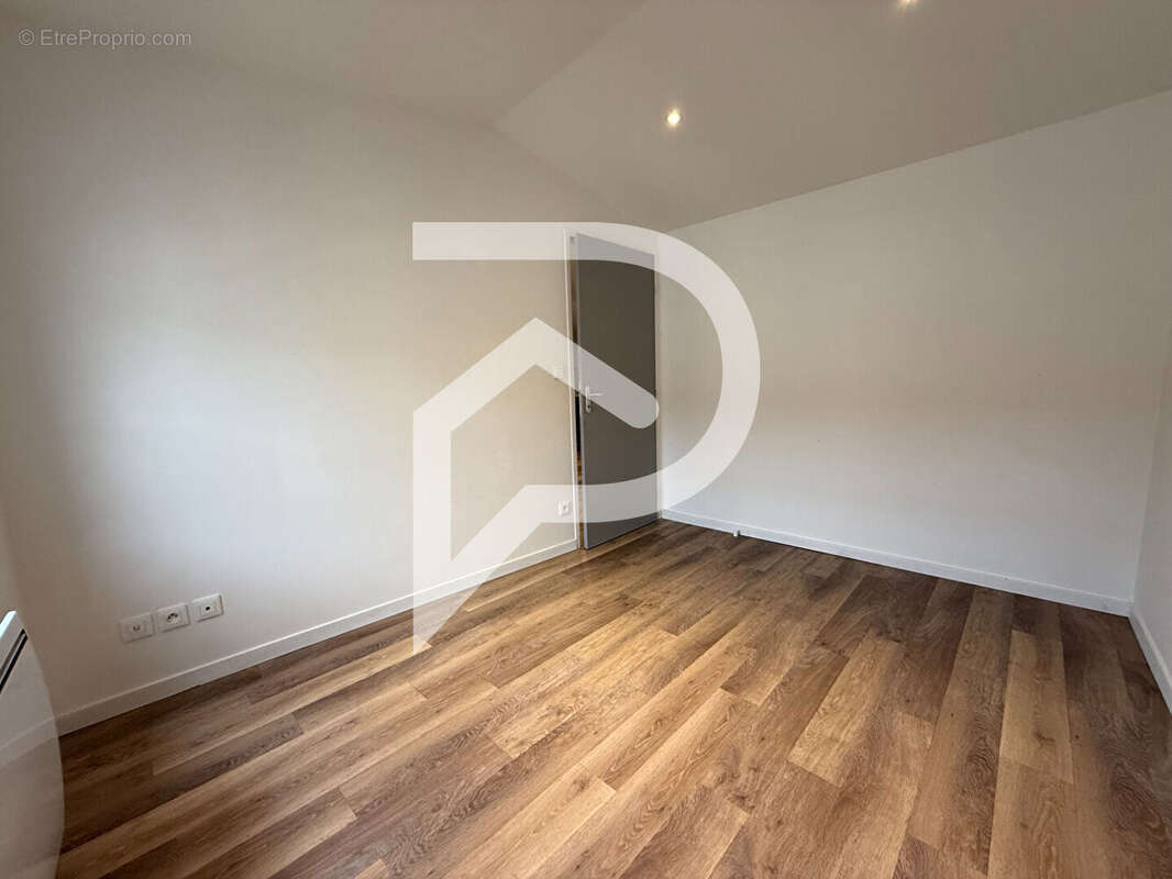 Appartement à SURGERES