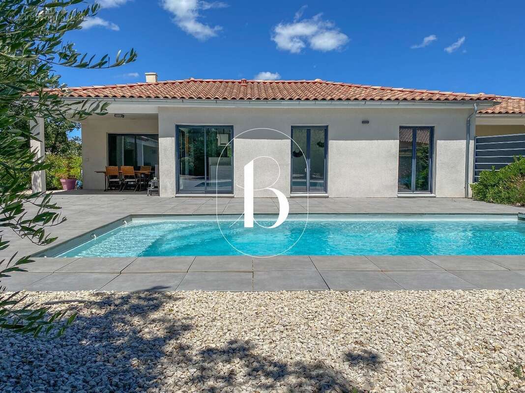 Maison 138 m² à Goudargues  - photo 25