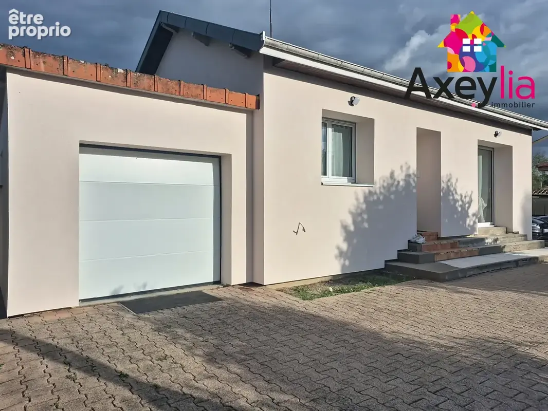 À vendre - briennon - maison rénovée 2 chambres avec terrain - photo 2