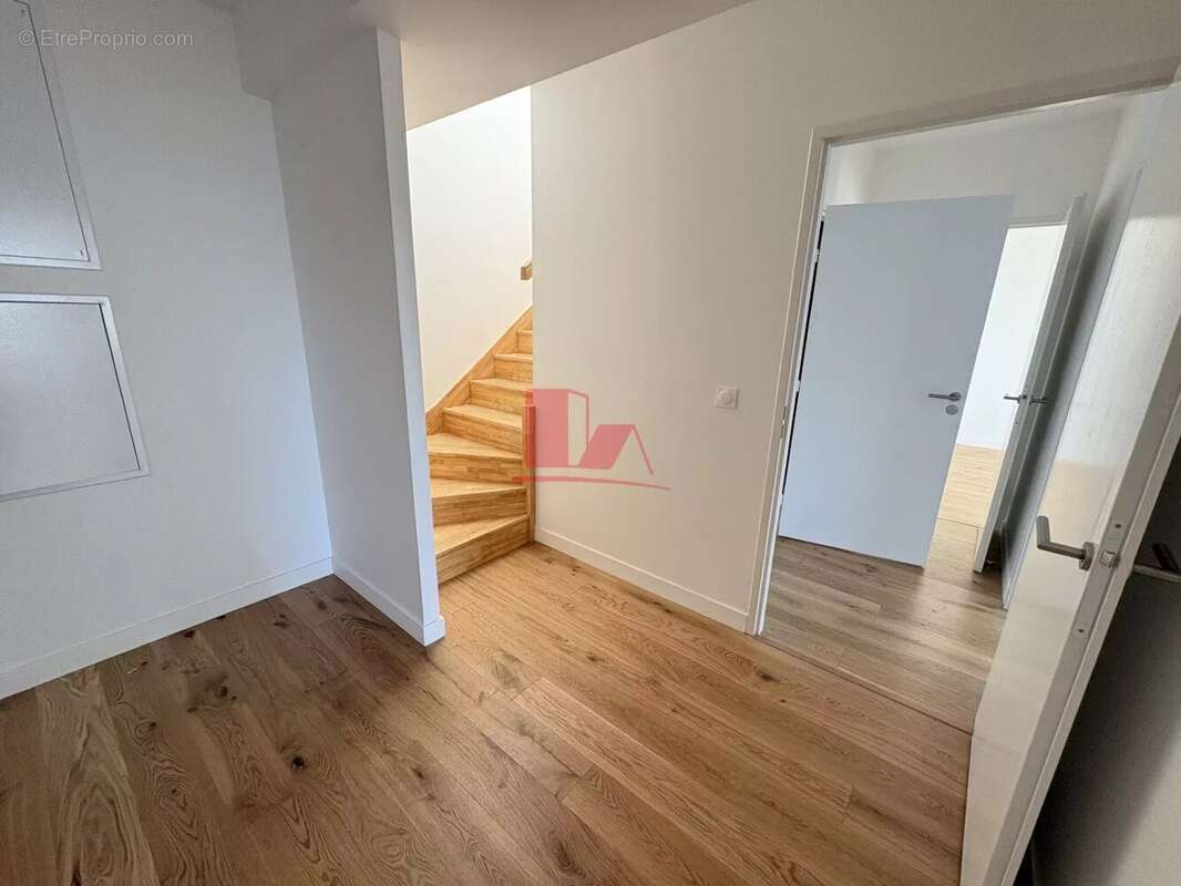 Appartement à ISSY-LES-MOULINEAUX