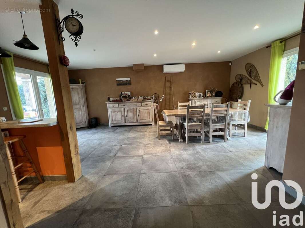 Photo 2 - Maison à ARS-SUR-FORMANS