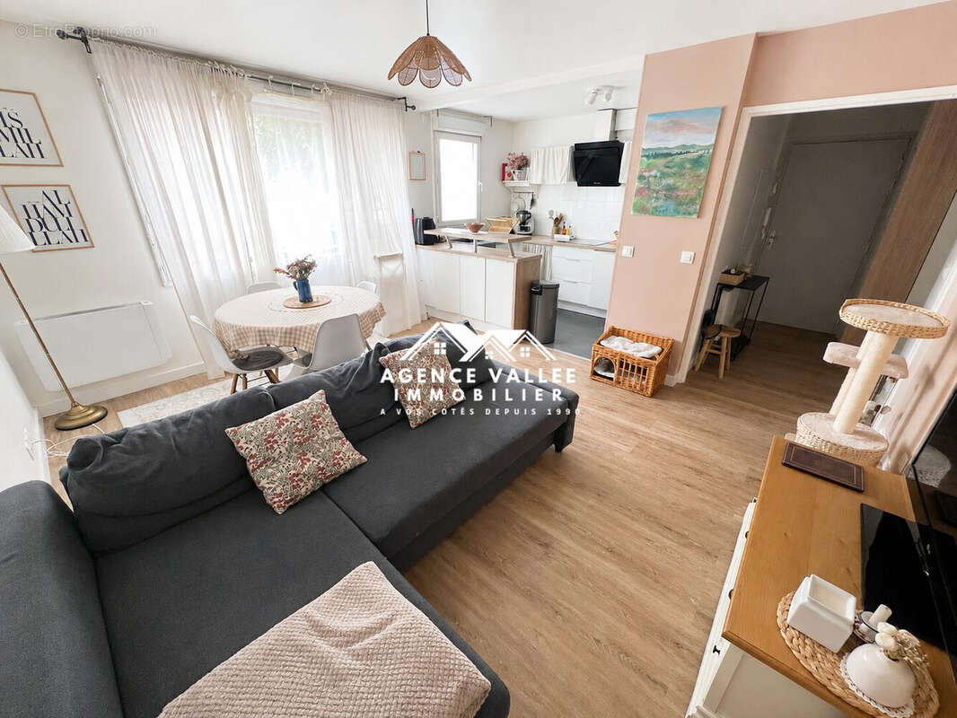 Appartement à CORBEIL-ESSONNES