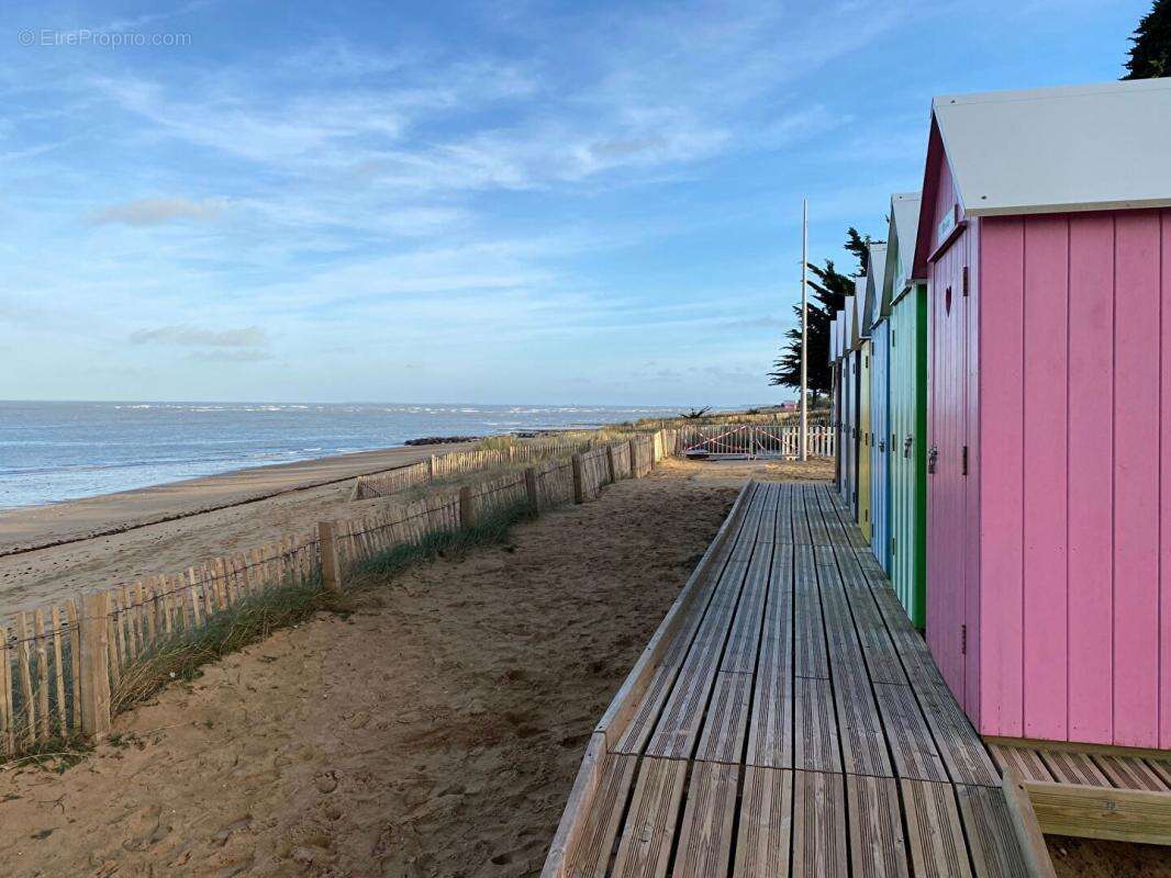 Appartement à LA BREE-LES-BAINS