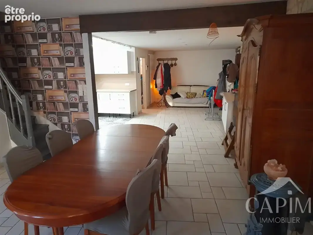 Maison Fougeres  4 Ch. -  + 4 Studios loués - photo 5