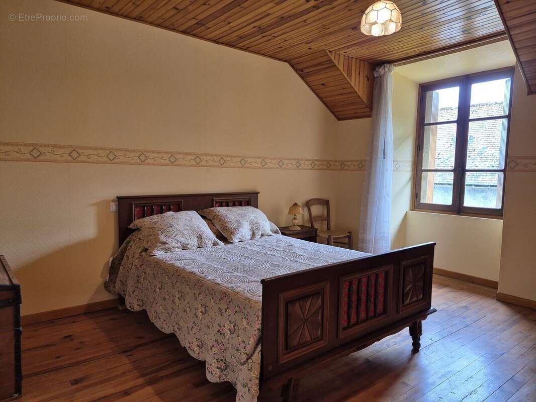 Maison à SAINT-ARROMAN