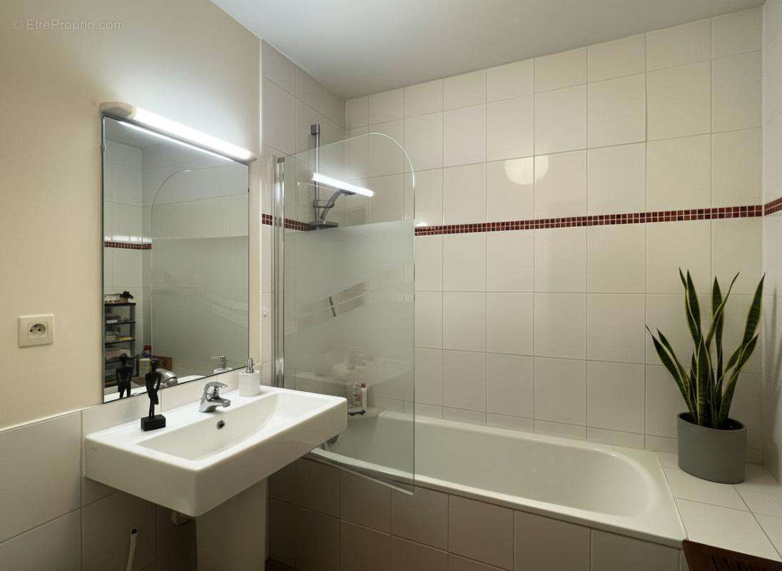 Appartement à MONTFORT-SUR-MEU