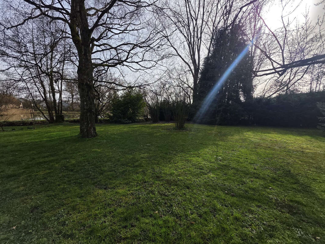 Maison à WOLFERSDORF