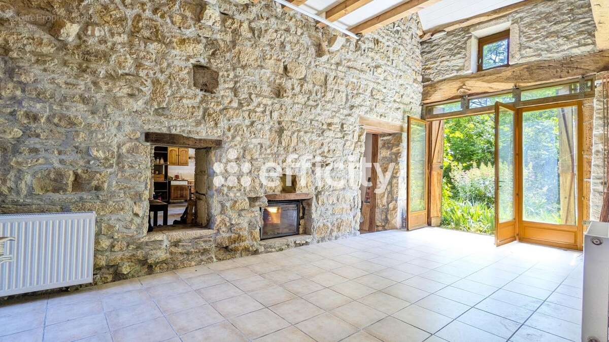 Maison 145 m² à Cruzille  - photo 8