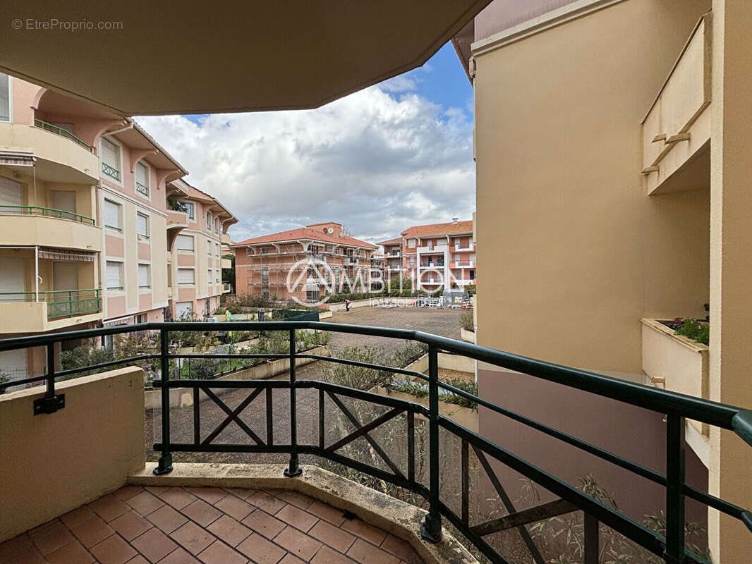 Appartement à FREJUS