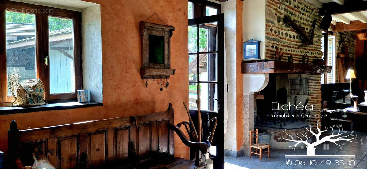 Maison à ARTIGUELOUVE